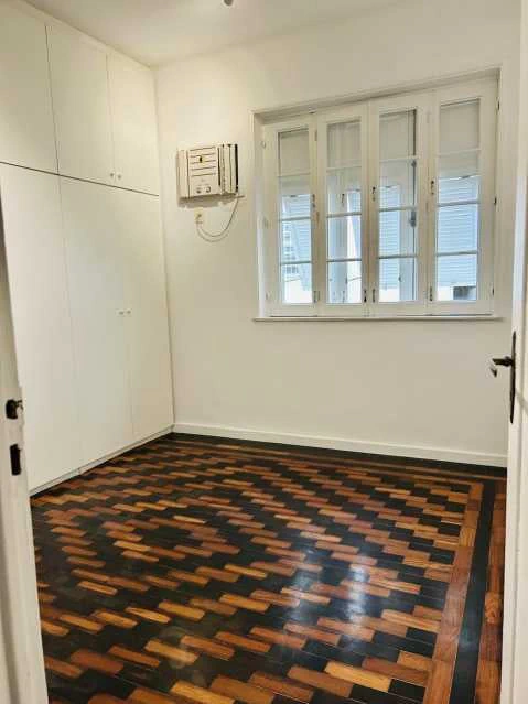 Apartment, 85 m², with wood or laminate floors — photo 2