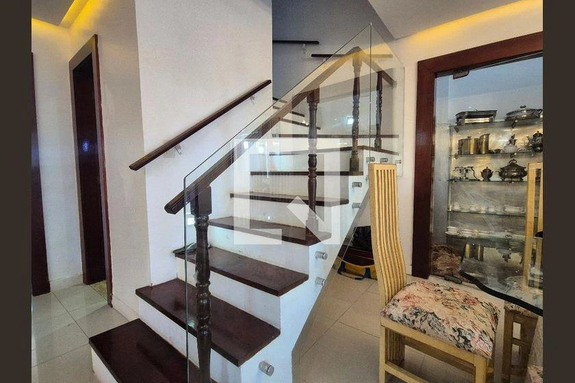 House for rent with 4 bedrooms and a glass balcony — photo 16
