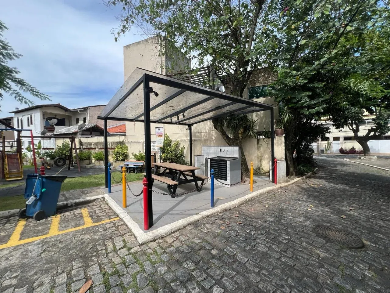 House, 285 m², with a grill on the balcony — photo 34