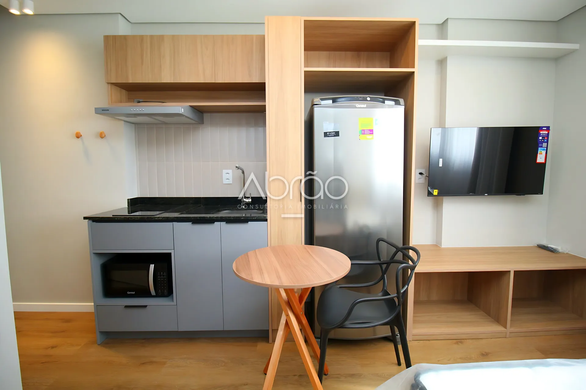 Apartamento amueblado de 30 m² con 1 dormitorio y cocina compacta — photo 36