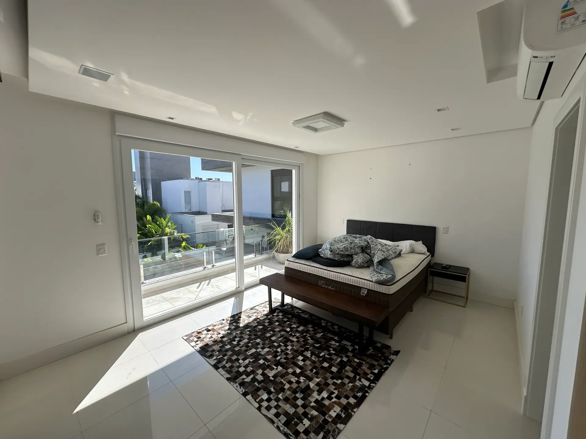 Casa mobiliada com 9 suítes e jacuzzi no prédio — photo 25
