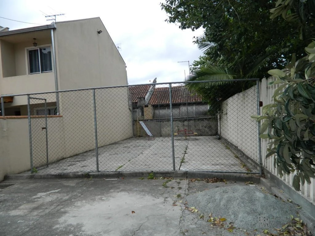 3-bedroom house with a grill on the balcony in Curitiba — photo 12