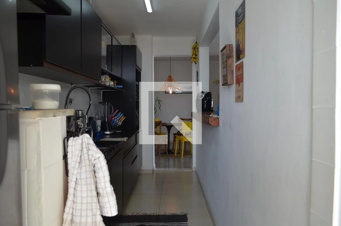 3-bedroom apartment in a building with a pool — photo 52