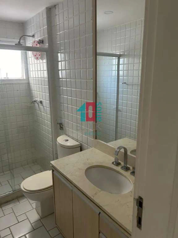 Furnished 125 m² apartment with 3 bedrooms and suite — photo 13