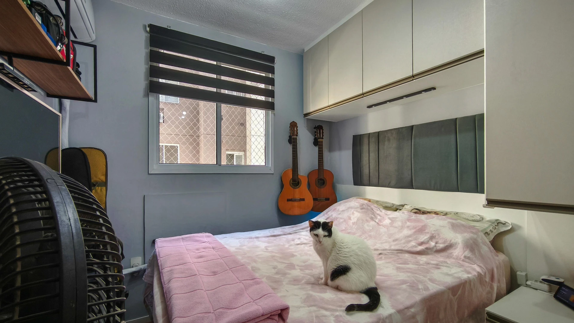 Home office in a one-bedroom apartment, 32 m² — photo 8