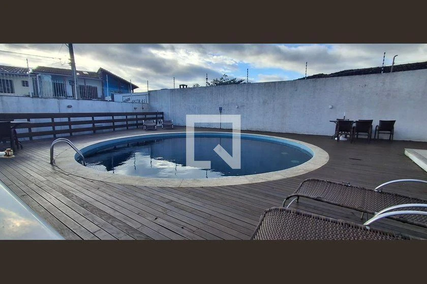 3-bedroom apartment in a building with a pool — photo 35