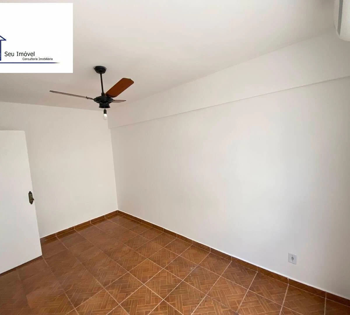 60 m² apartment with 2 bedrooms and a closed kitchen — photo 4