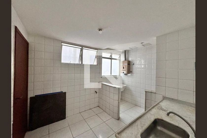 Rental apartment with 3 bedrooms and 1 parking spot — photo 37