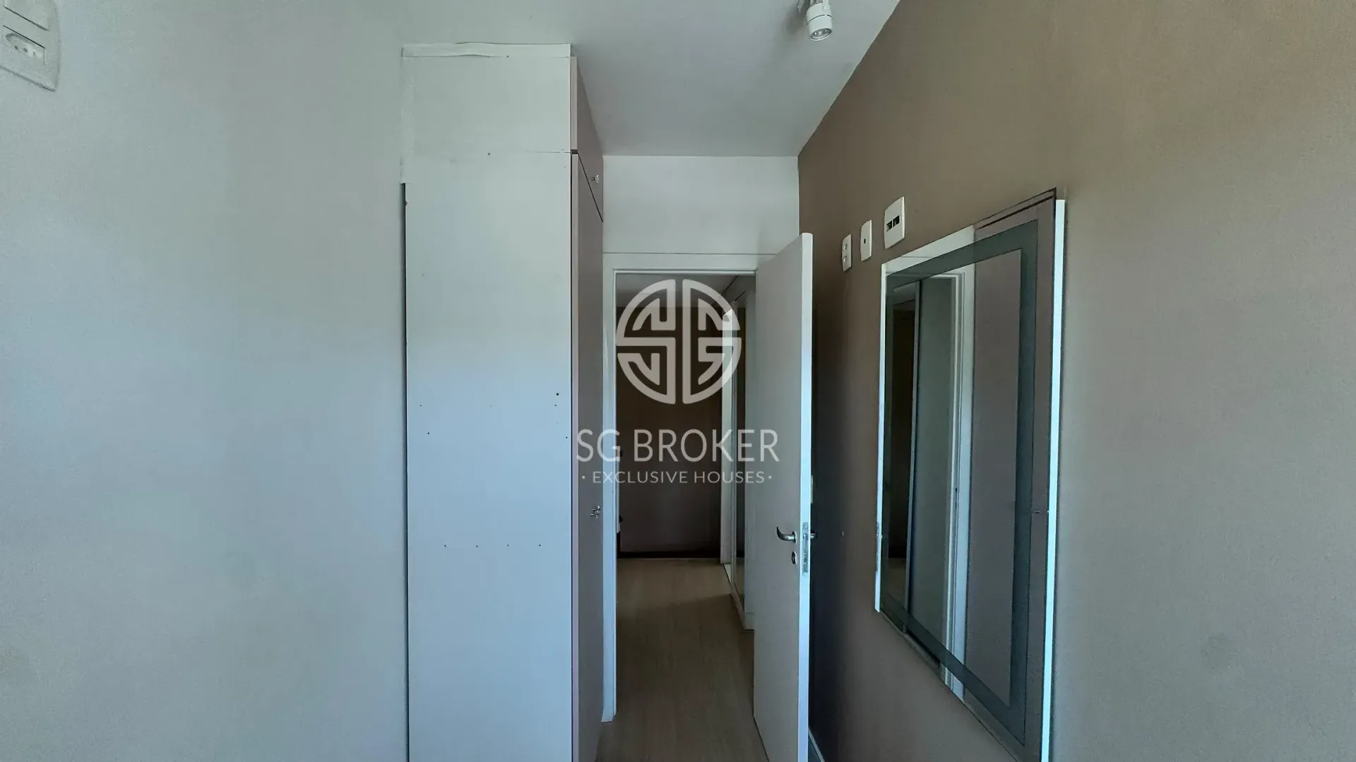 Apartment, 124 m², with a grill on the balcony — photo 30