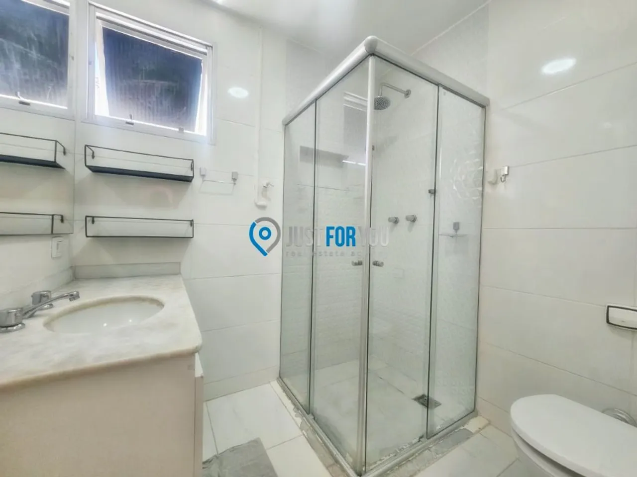4-bedroom apartment with 3 bathrooms and 106 m² — photo 5