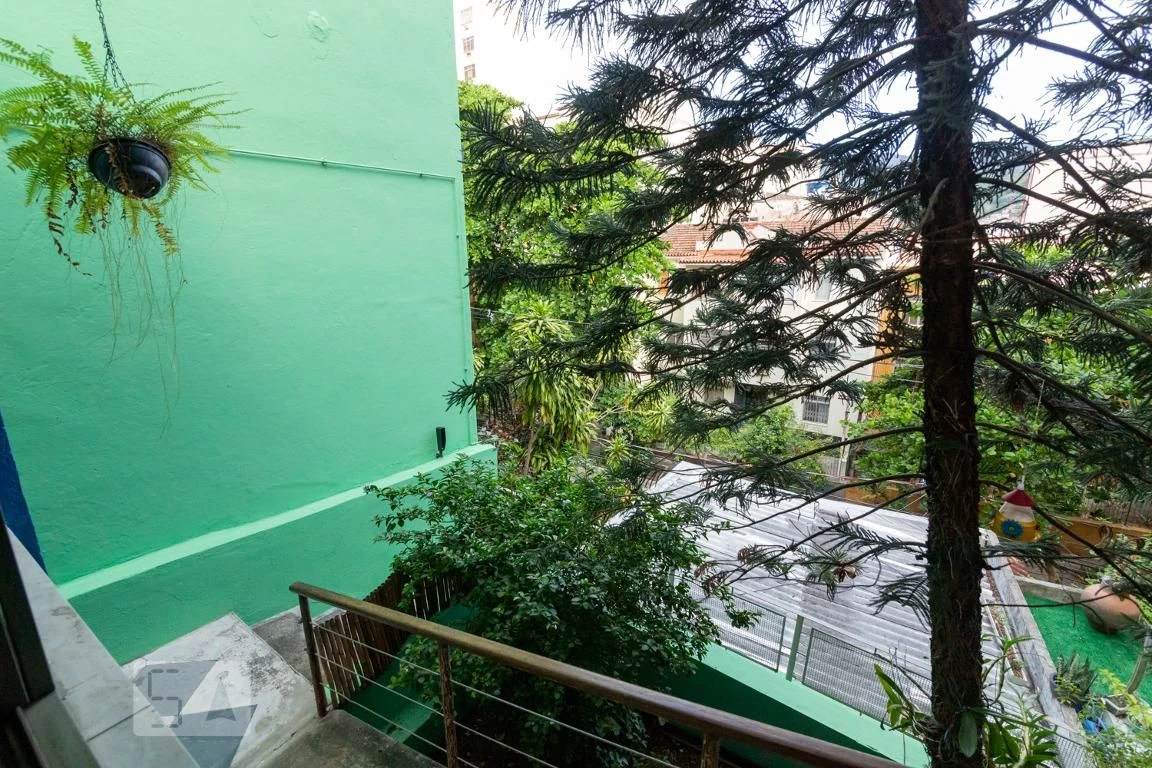 Затишний мебльований будинок з 4 спальнями — photo 46