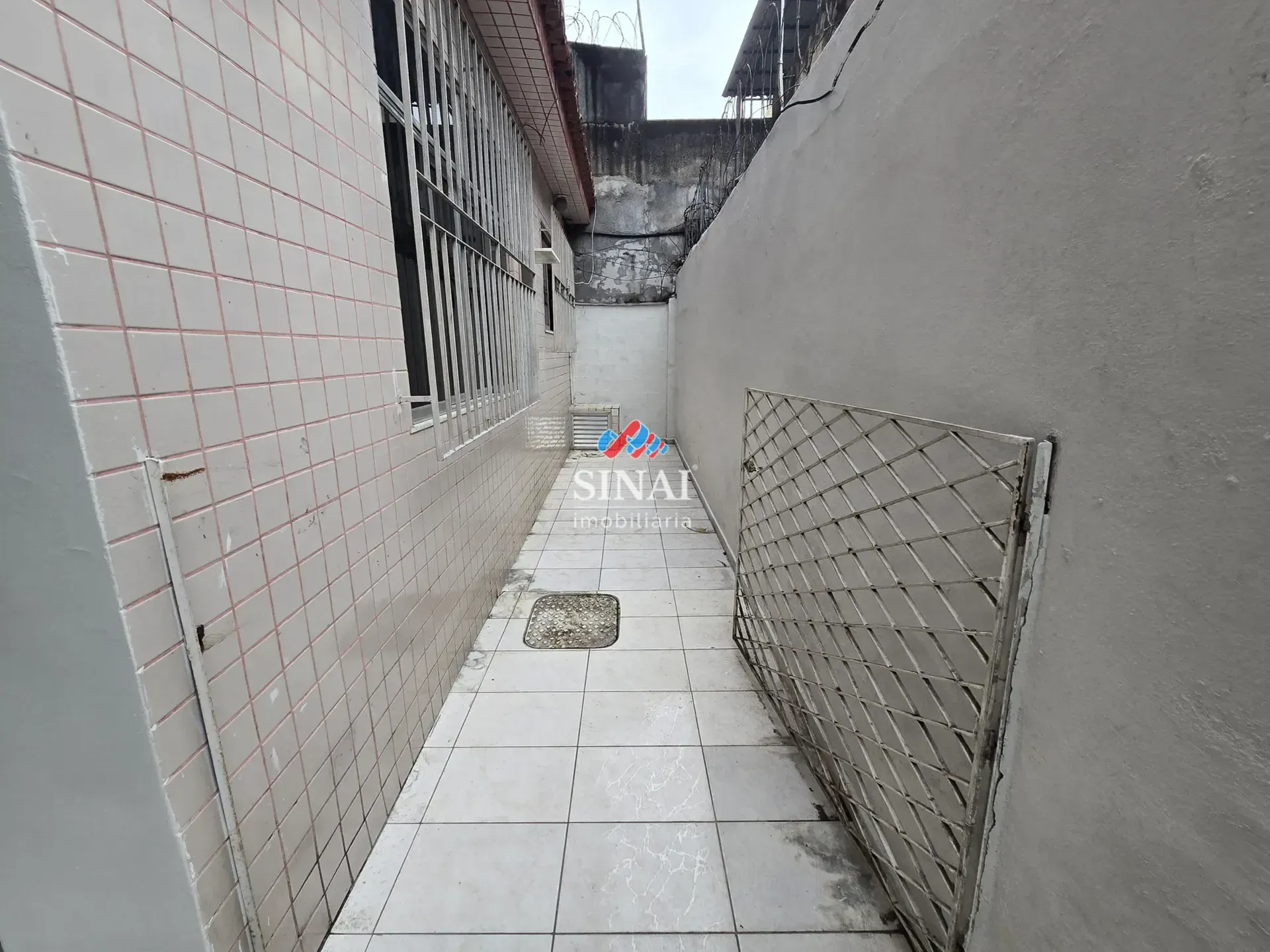 3-bedroom house with a garden in Rio de Janeiro — photo 40
