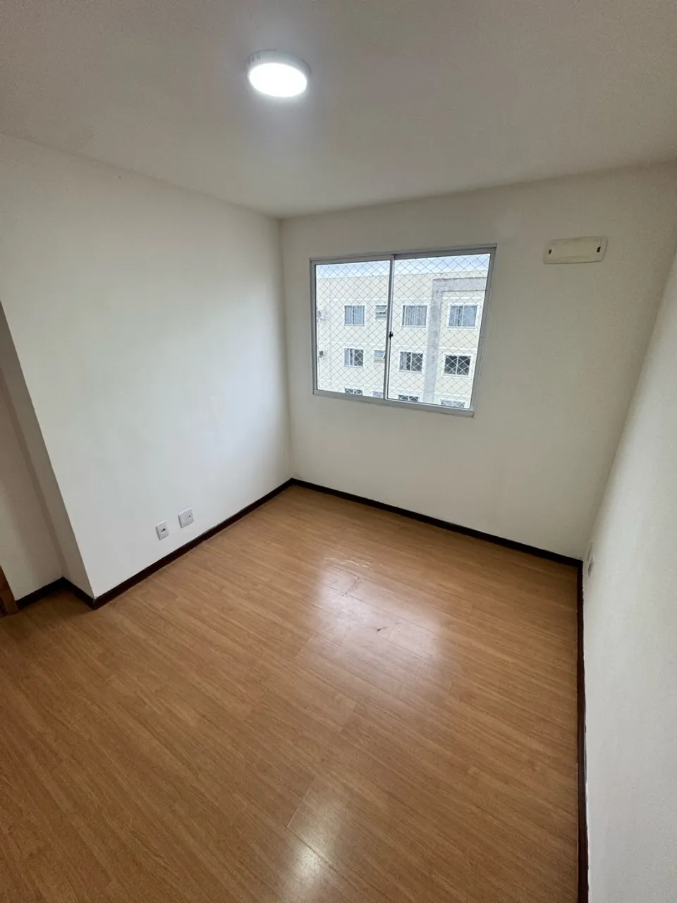 Wood or laminate floors in a 2-bedroom apartment, 42 m² — photo 5