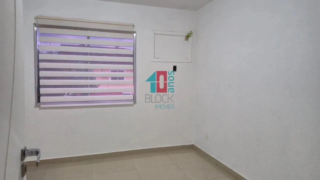 2-bedroom house with a separate kitchen and cabinets — photo 19