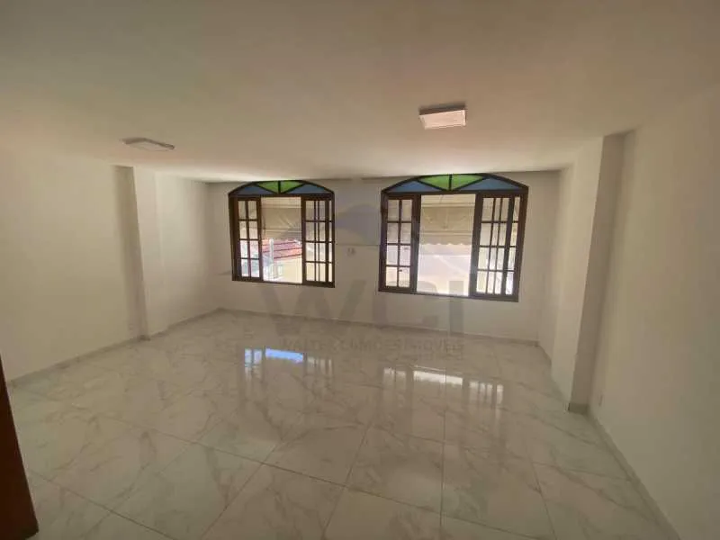 Triplex house 325 m² with private garden and 5 parking spots — photo 6