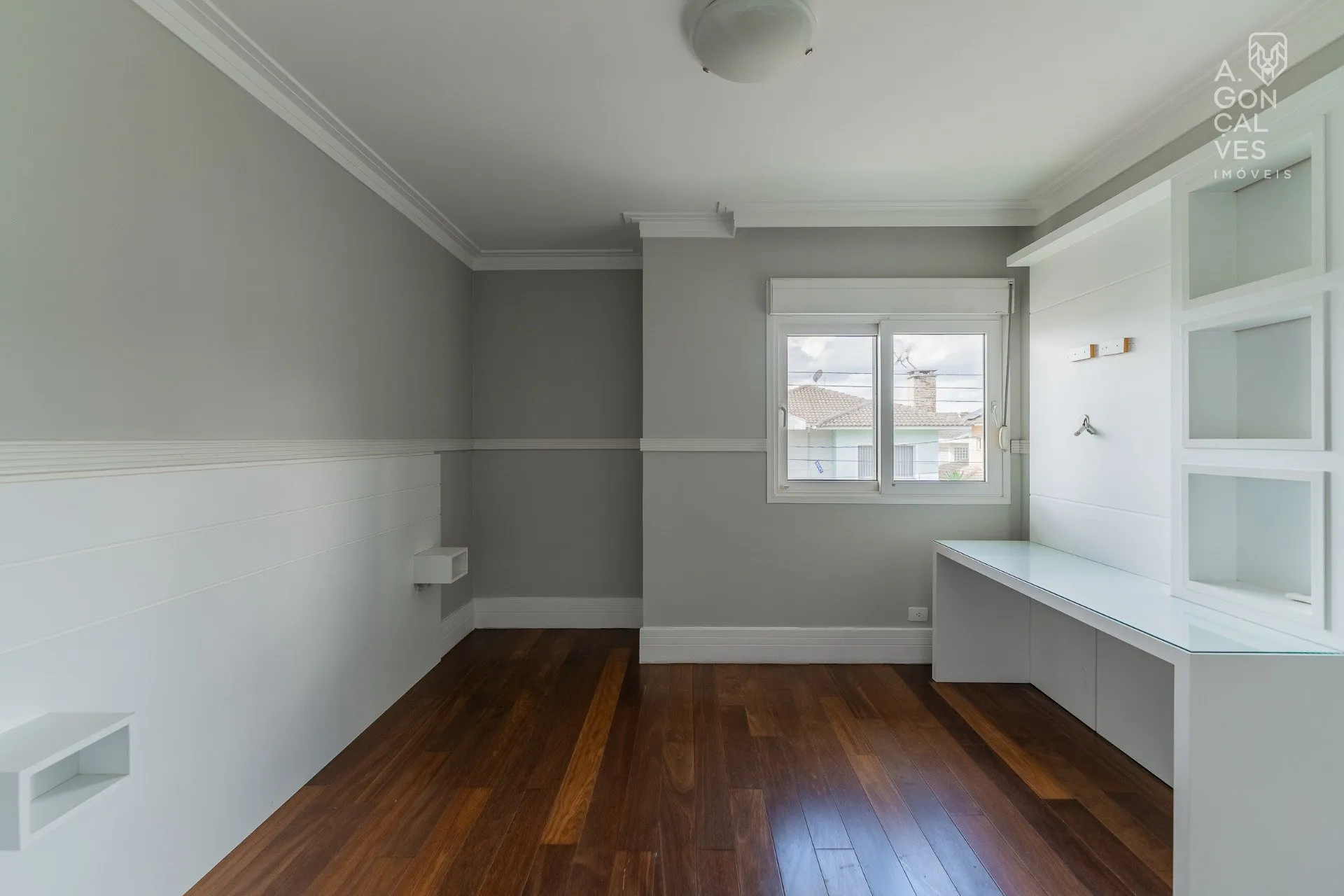House with 4 bedrooms, open-plan kitchen and 4 parking — photo 33