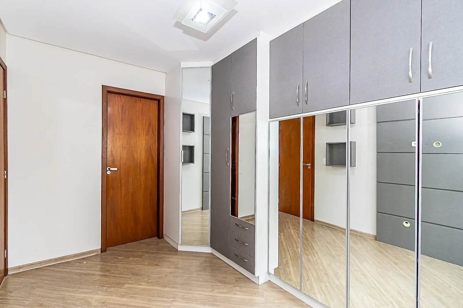 Apartamento de 2 quartos com varanda gourmet, Bacacheri — photo 64