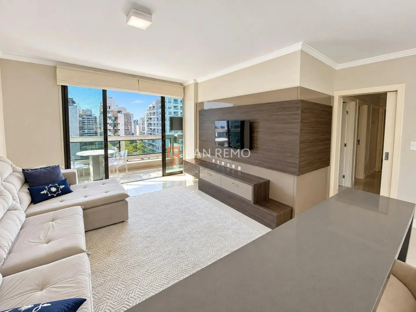 Furnished apartment, 146 m², with a washing machine