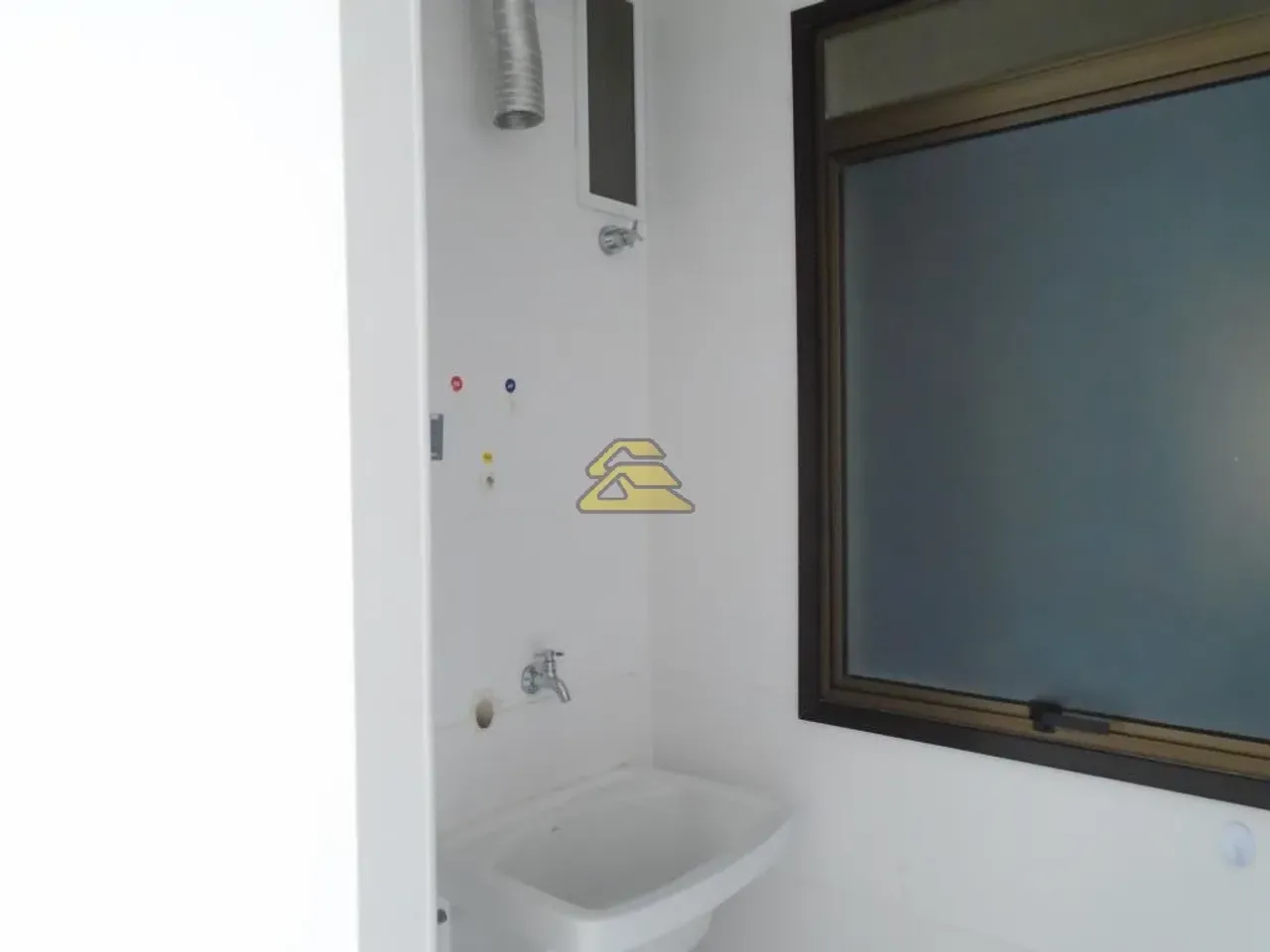 Apartamento de 1 quarto com varanda e box de vidro — photo 14