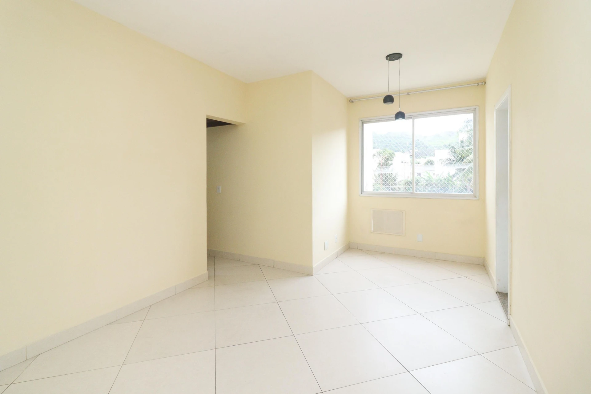 3-bedroom apartment with a mountain view — photo 6