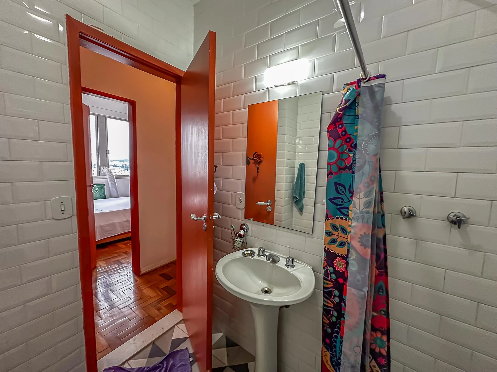 Apartamento amueblado con 2 habitaciones y 2 baños — photo 32