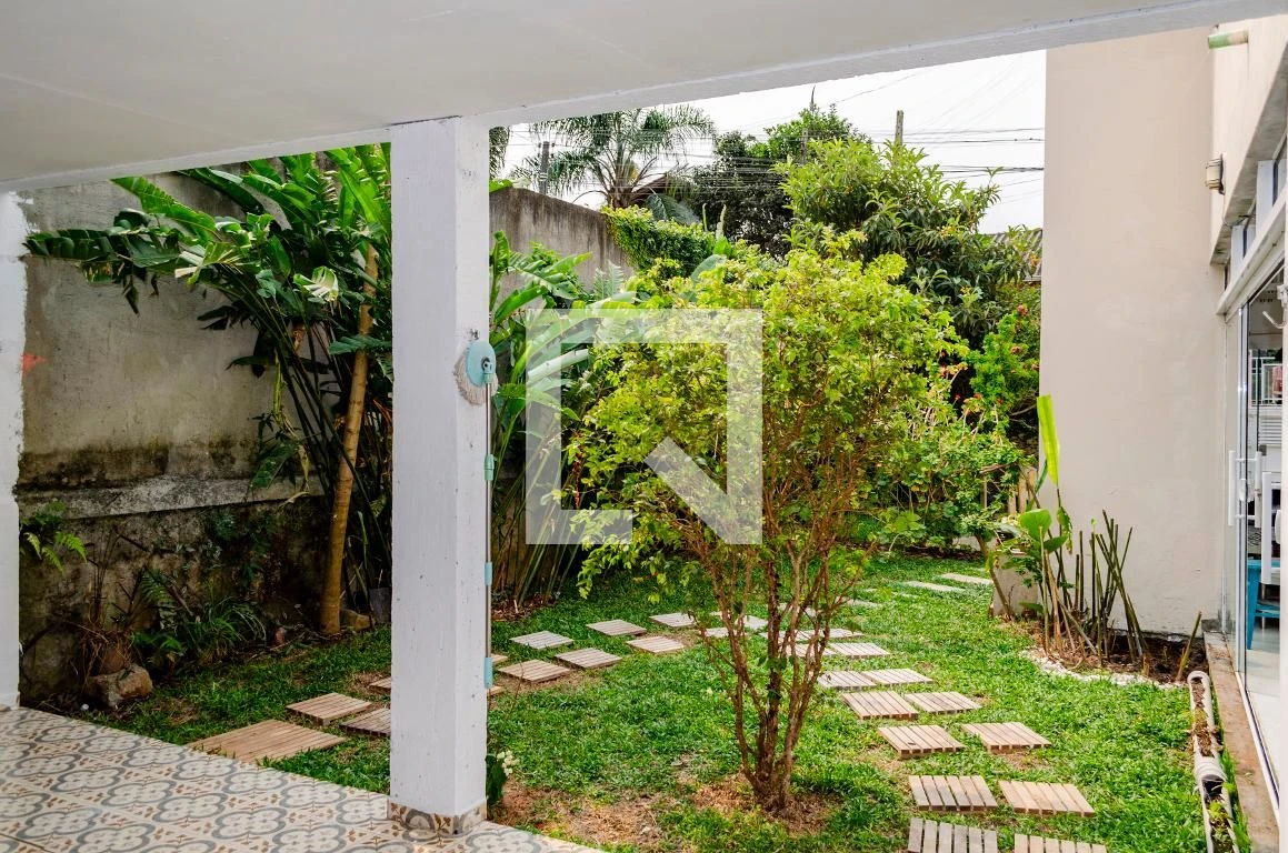 3-bedroom house with a mountain view in Florianópolis — photo 30