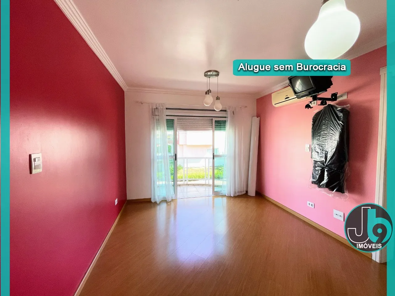 360 m² townhouse with 3 en-suite bedrooms and parking — photo 37