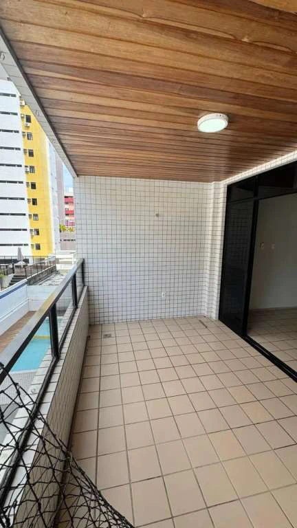 148 m² apartment with 4 bedrooms and 2 en-suite bathrooms — photo 3