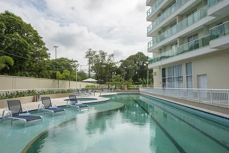 One-bedroom apartment with a mountain view in Rio de Janeiro — photo 11