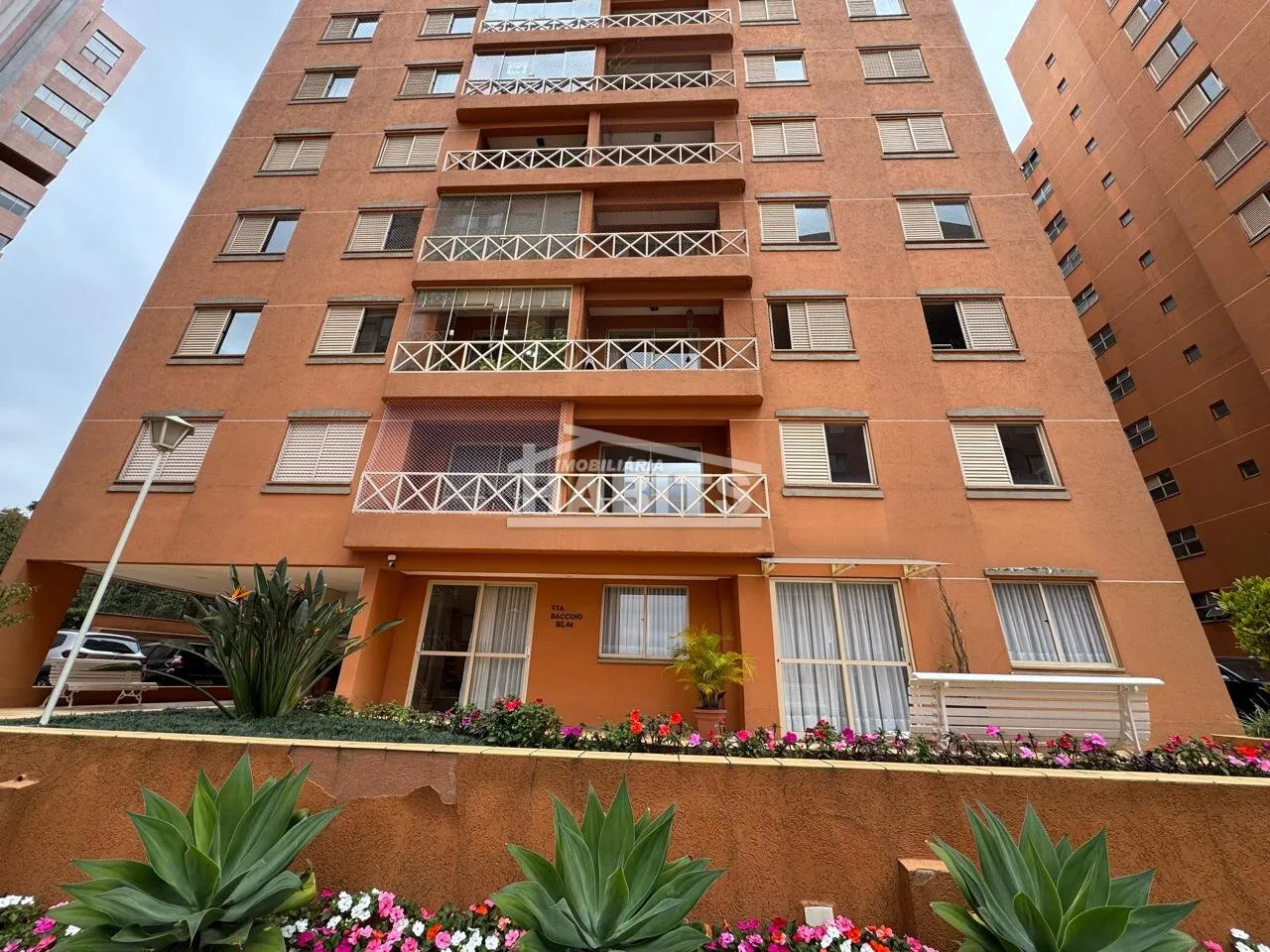 3-bedroom apartment with a balcony — photo 20