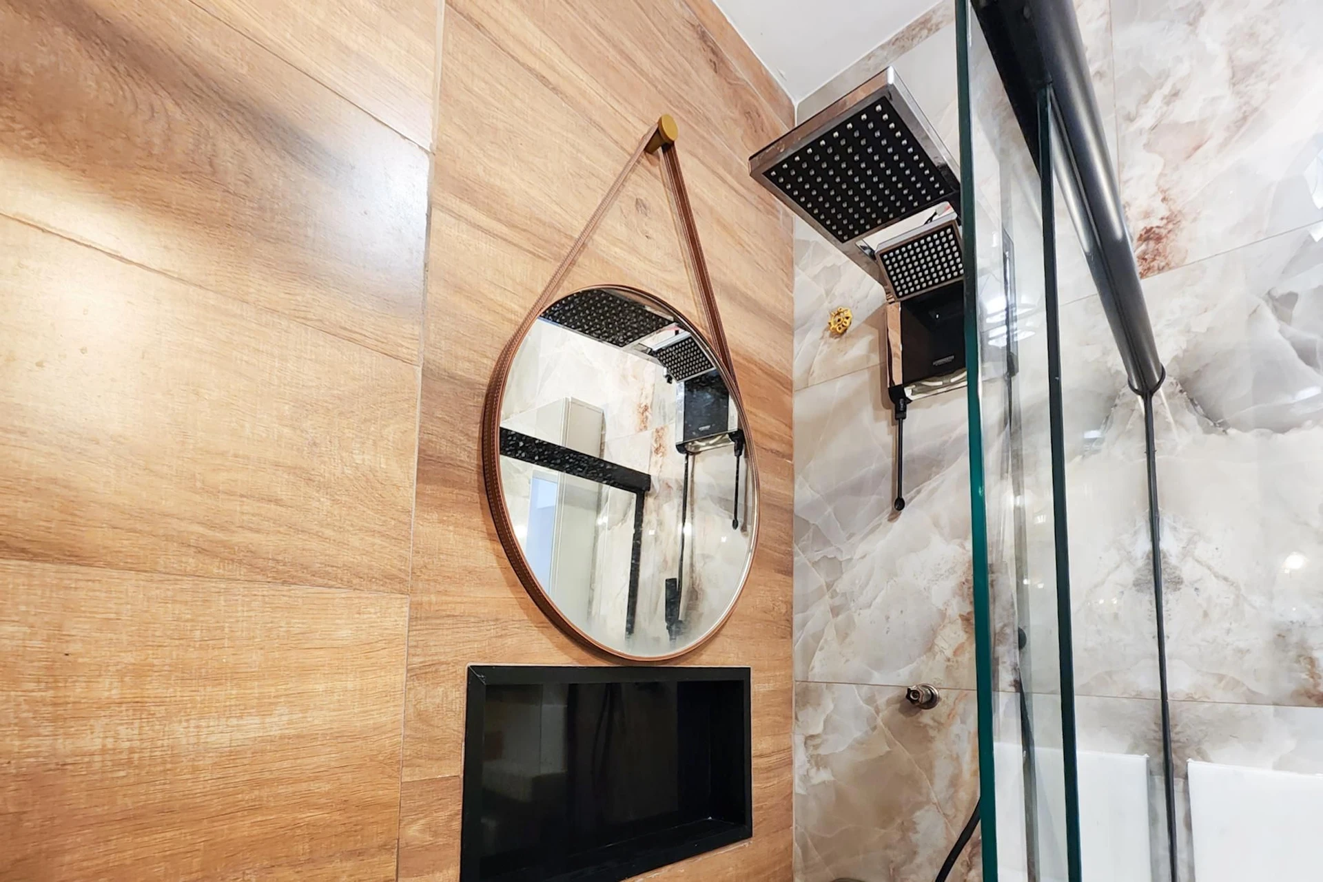 Estudio amueblado con 1 dormitorio y cocina abierta — photo 14
