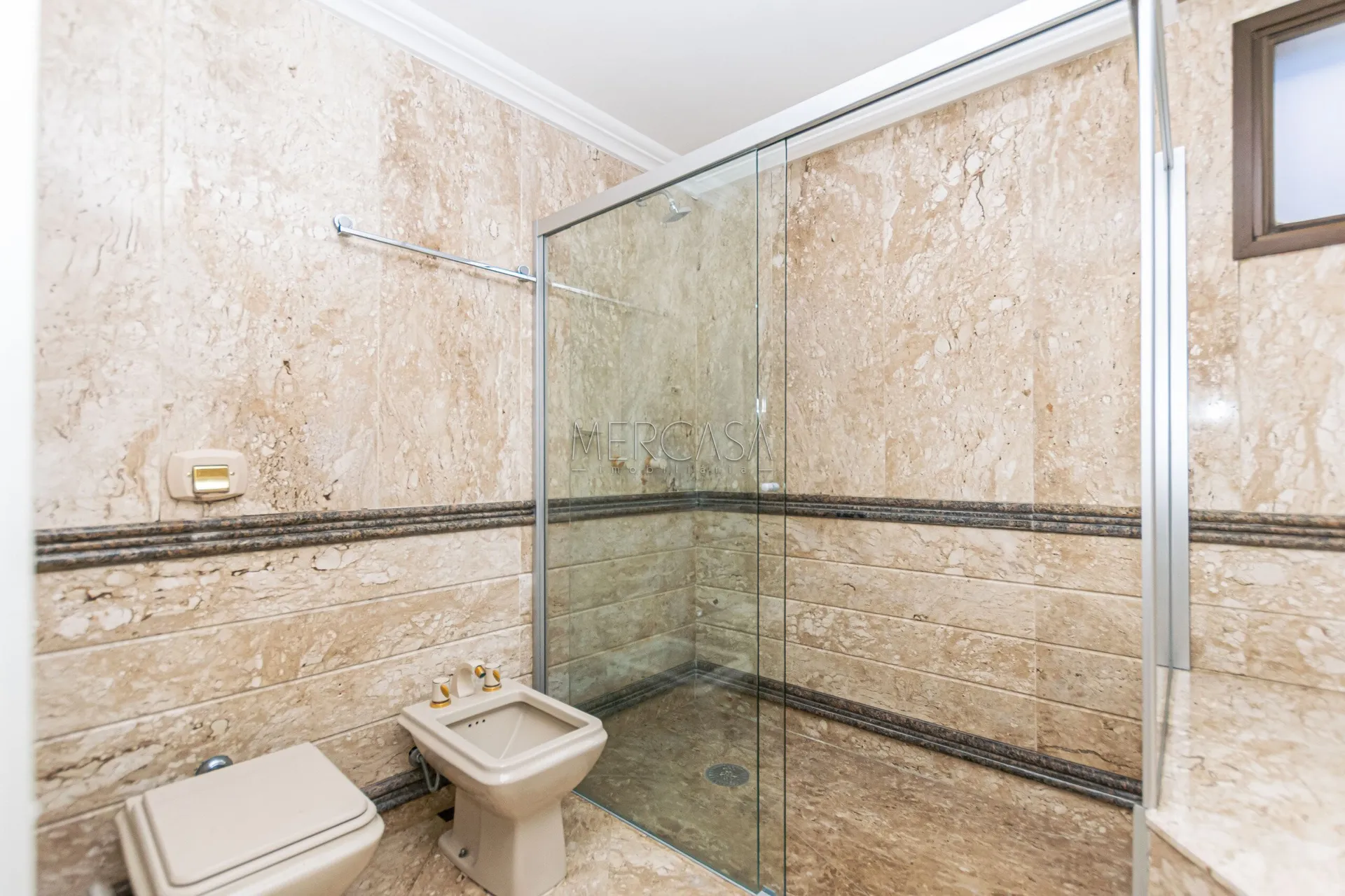 Apartamento com 3 quartos, 5 banheiros e 4 vagas — photo 41