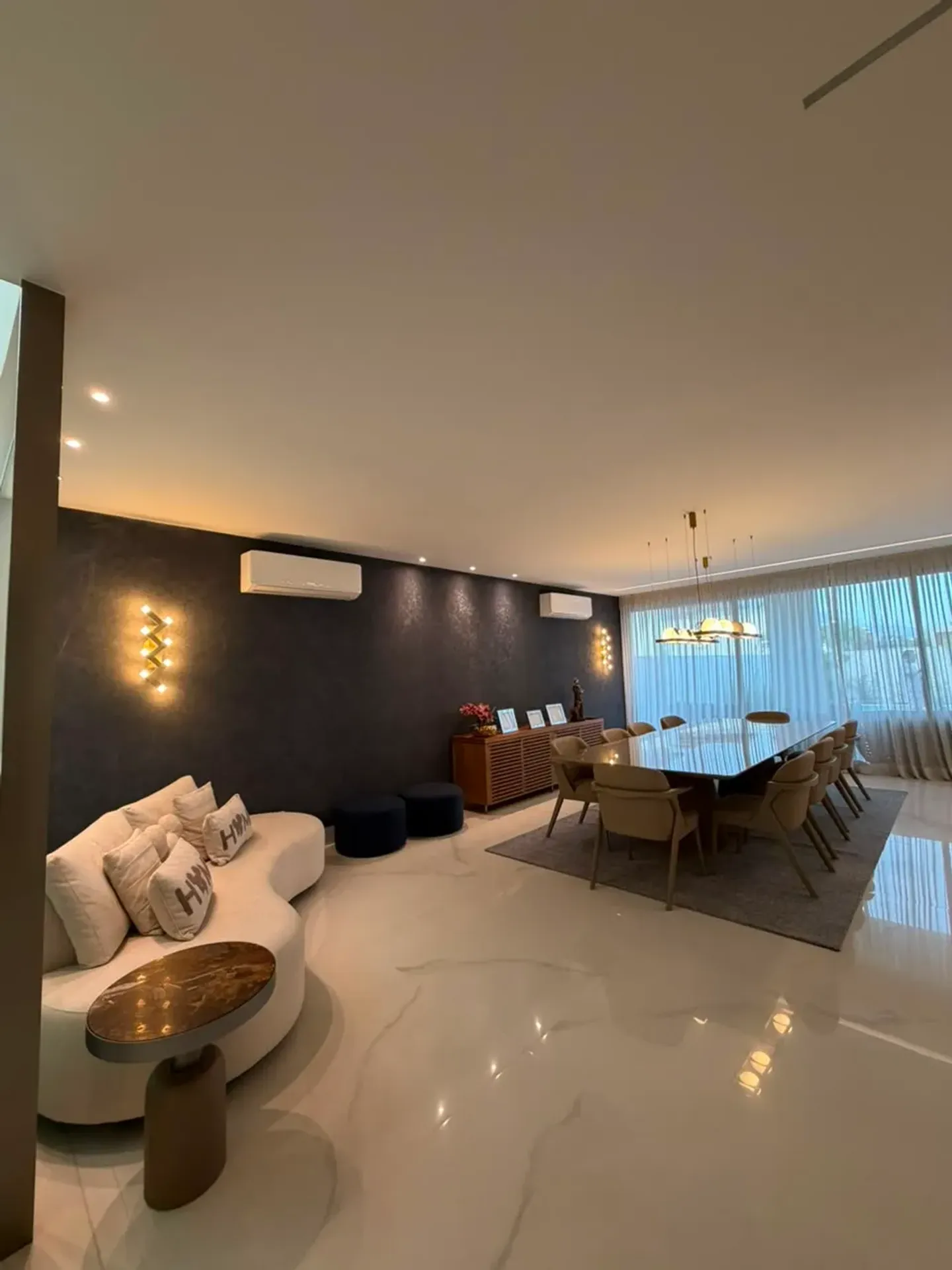 Furnished triplex home with 5 en-suite bedrooms and 600 m² — photo 10