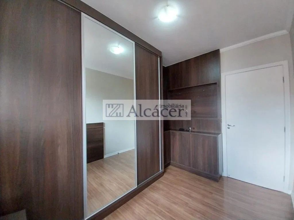 3-bedroom apartment in a building with a gym — photo 3