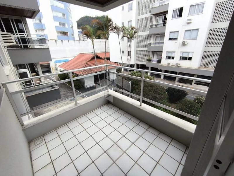 70 m² apartment with 2 bedrooms and 1 parking spot — photo 6