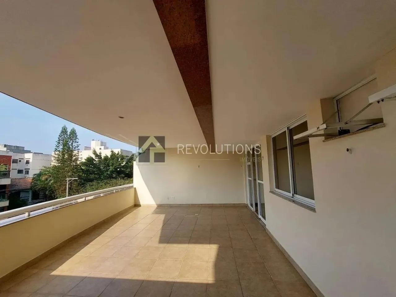 Apartamento com ar-condicionado, varanda e 3 banheiros — photo 15