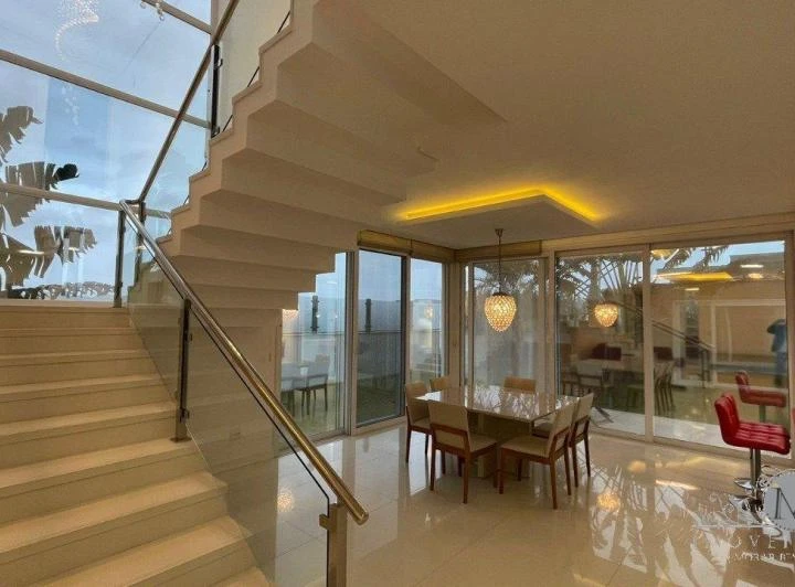 House with 4 en-suite bedrooms and shared pool — photo 2