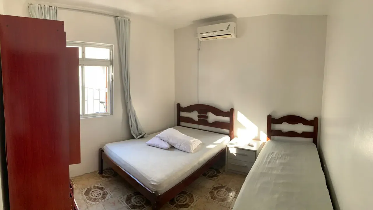 Furnished 2-bedroom apartment with separate kitchen