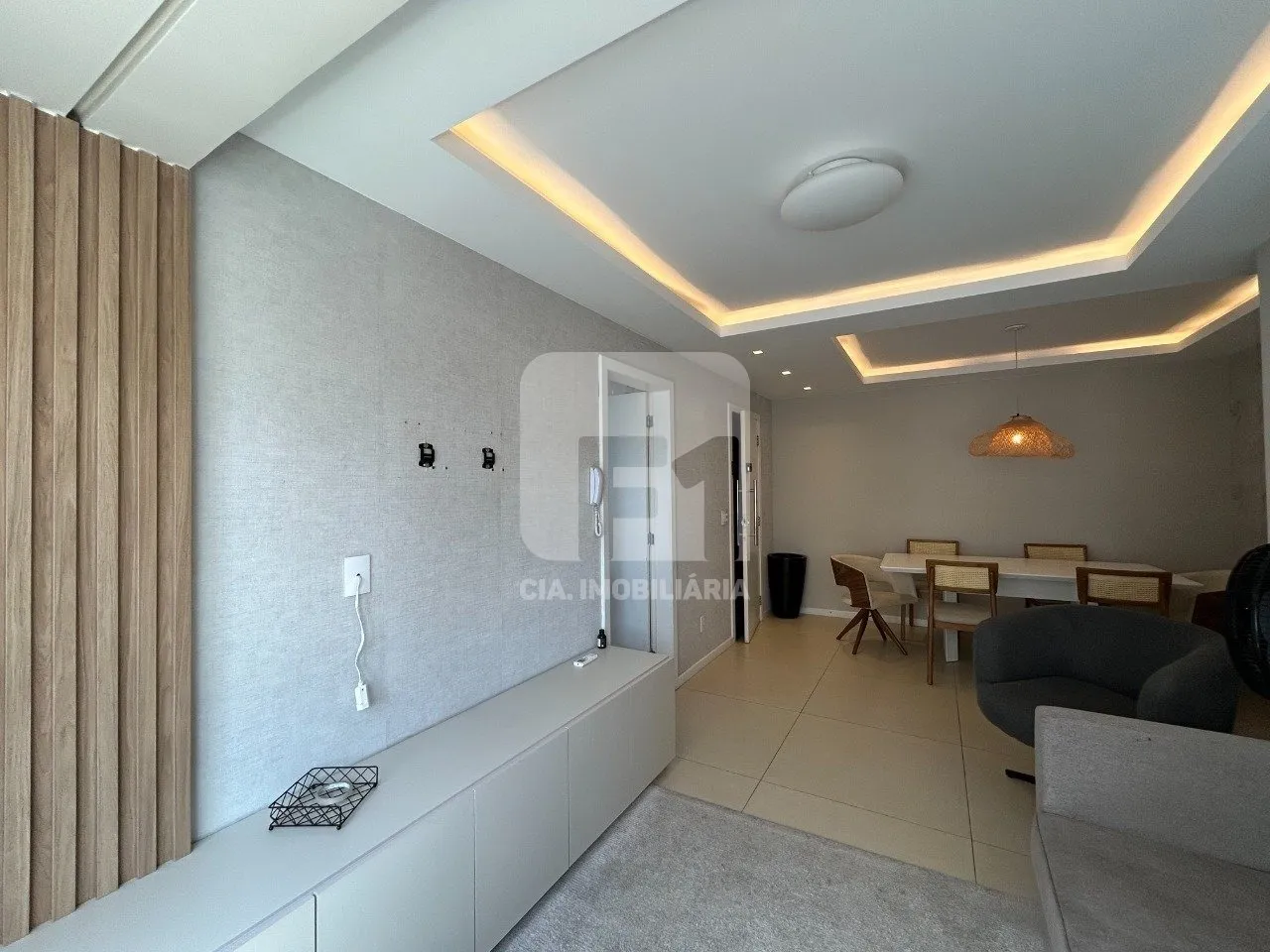 Furnished 3-bedroom apartment with 101 m² and balcony — photo 4