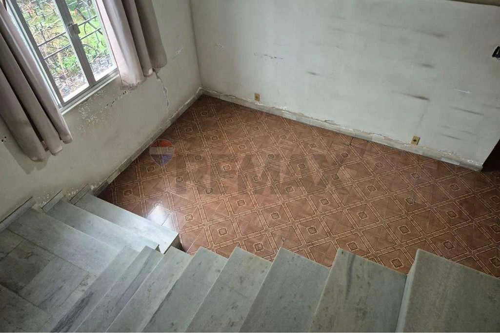 Casa duplex de 430 m² com 5 quartos e varanda — photo 19
