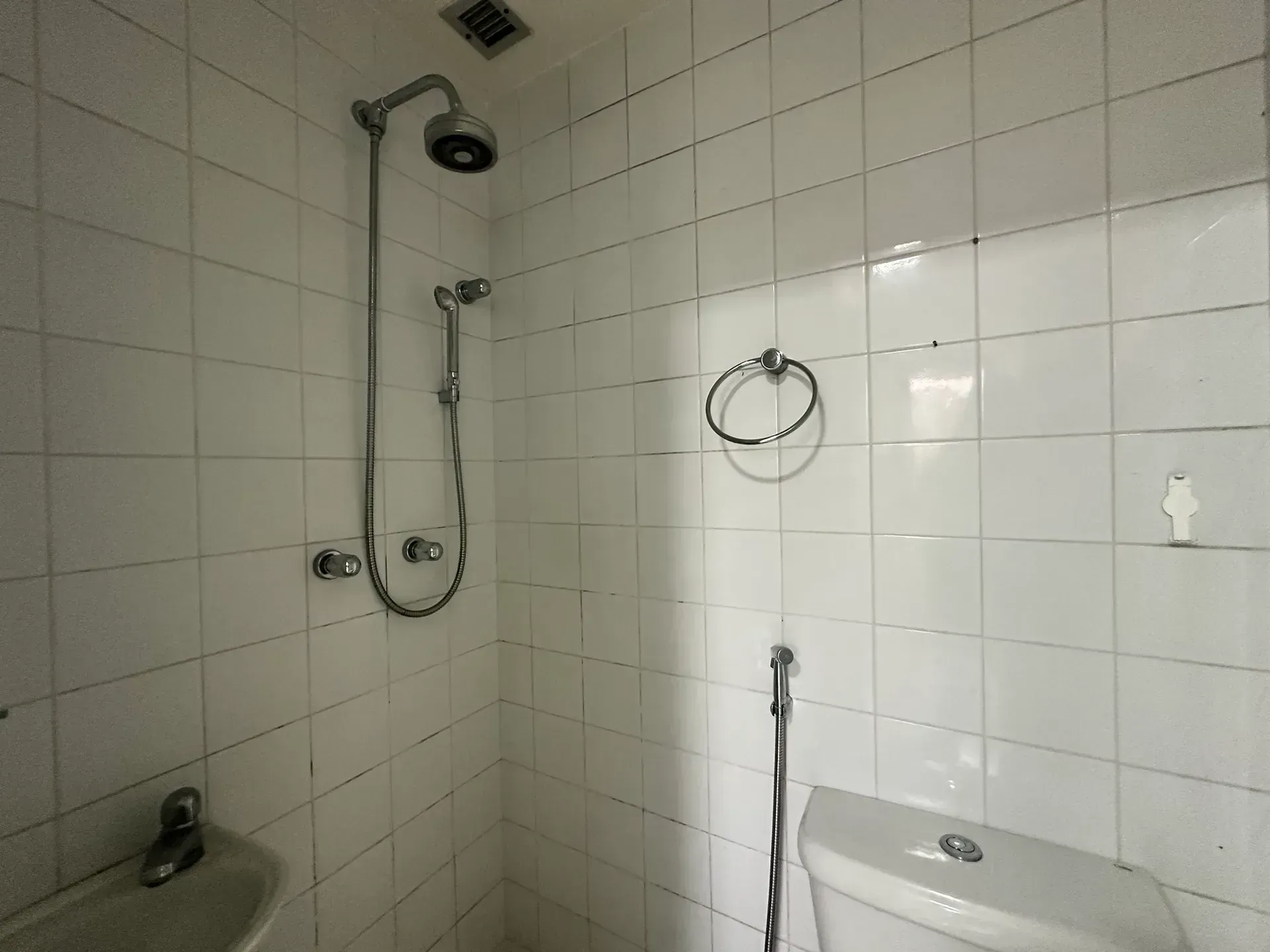 Apartamento sin muebles con 3 dormitorios y se aceptan mascotas — photo 35