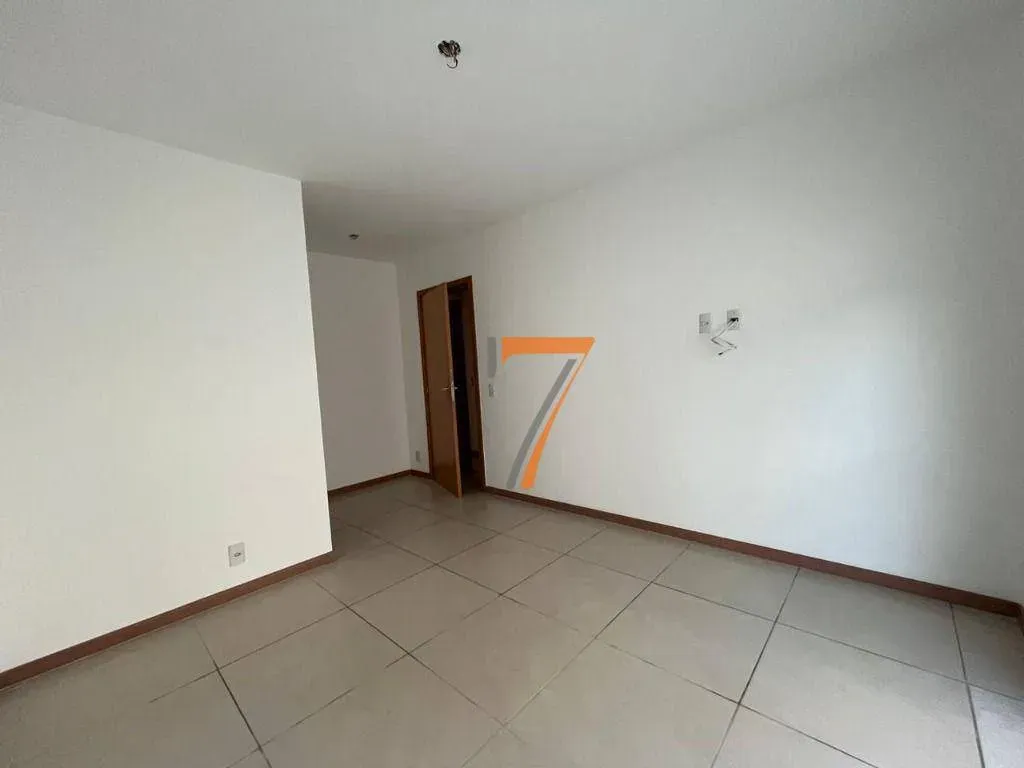 3-bedroom apartment with private garden and 337 m² — photo 42