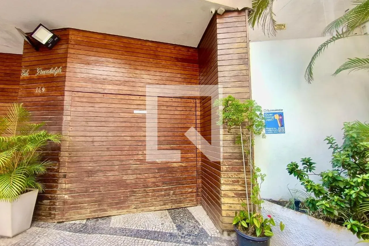 Home office in a 2-bedroom apartment, 90 m² — photo 42