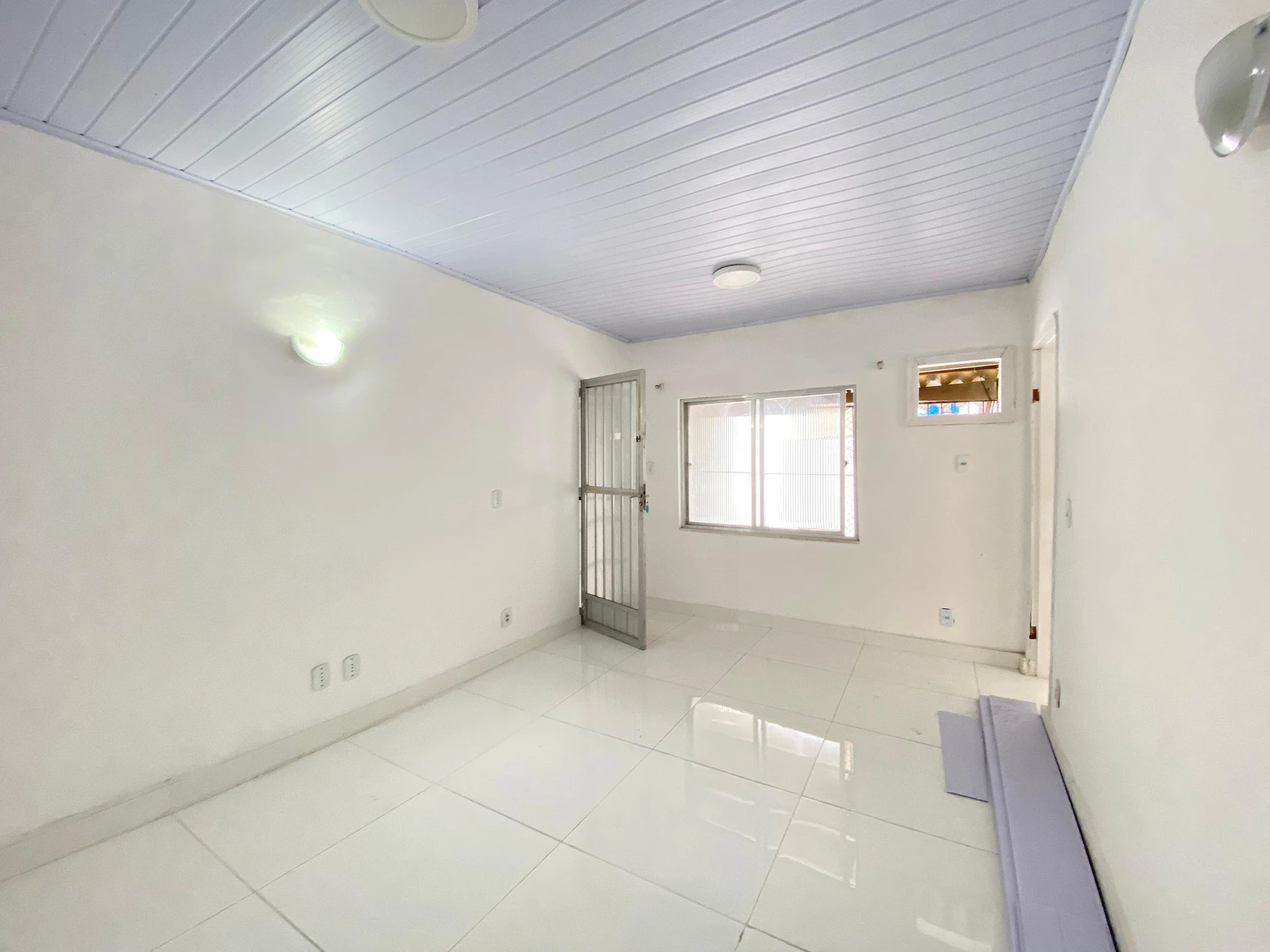 Rental house with 2 bedrooms and no parking — photo 39