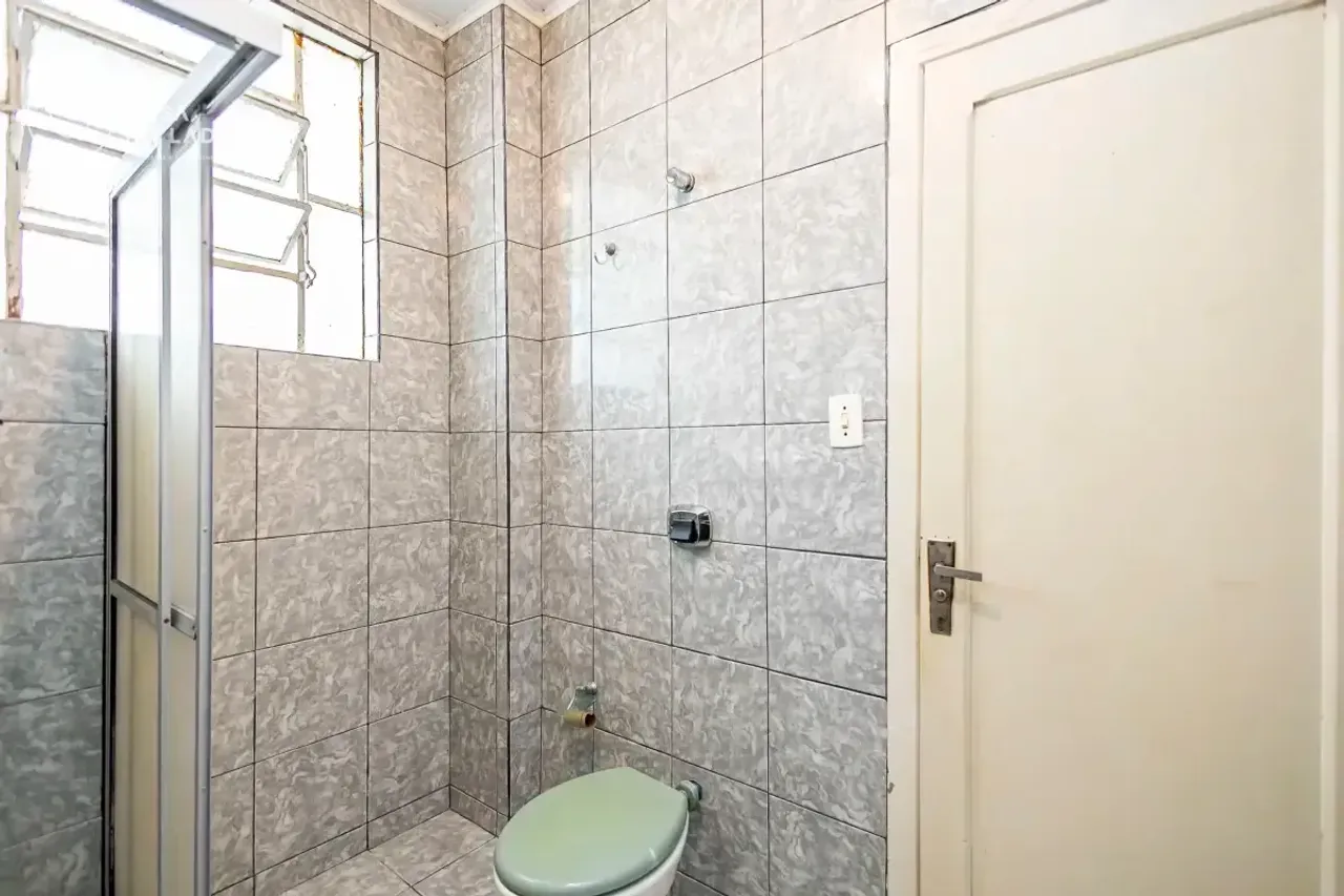 42 m² 1-bedroom apartment with a closed kitchen — photo 10