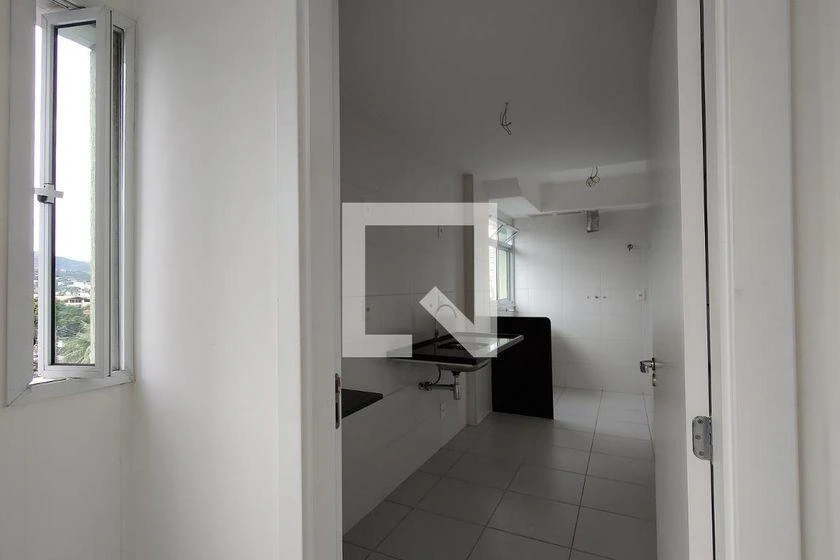 Rental apartment with 2 bedrooms and 61 m² — photo 2