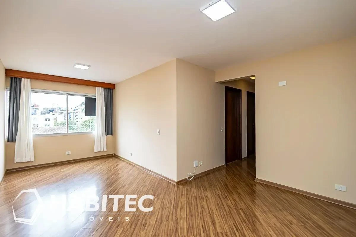 Apartment, 69 m², with wood or laminate floors