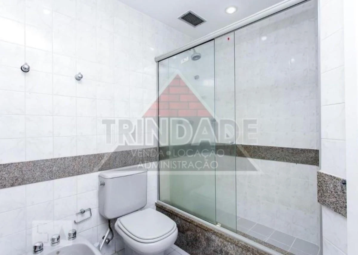 Unfurnished apartment with 3 en-suite bedrooms, 200 m² — photo 27