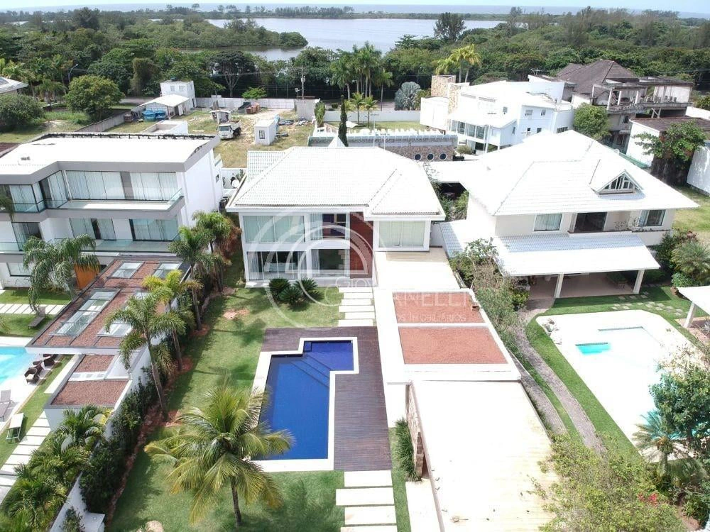 4-bedroom house with 4 en-suite bathrooms and balcony grill — photo 27
