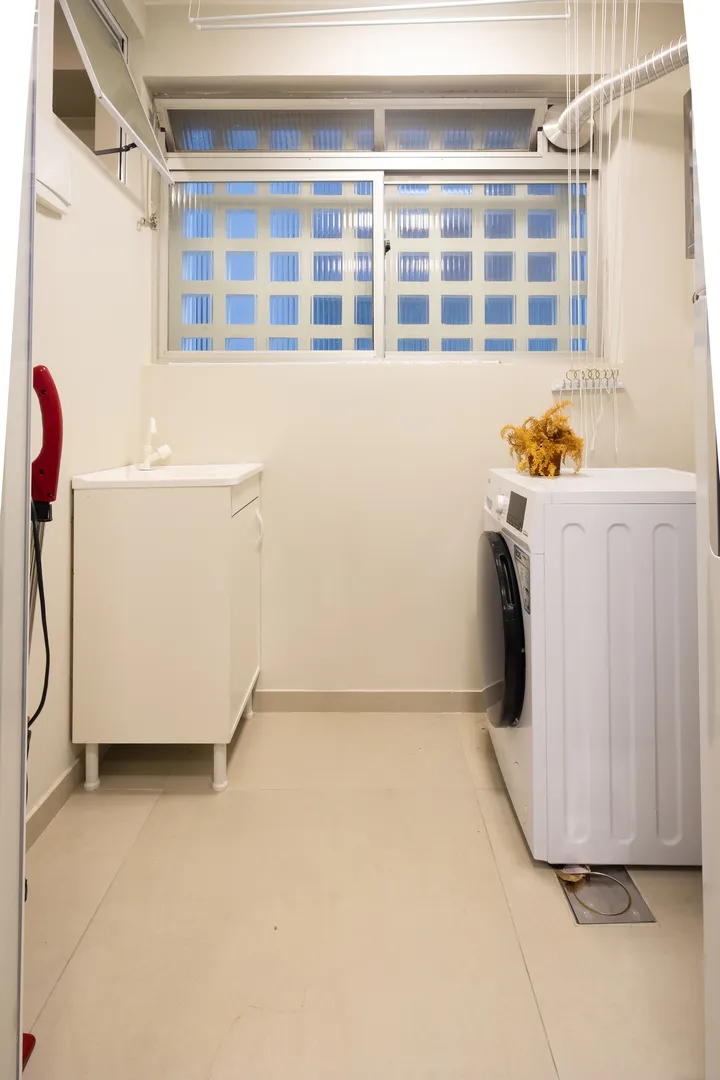 Furnished 55 m² apartment with open-plan gas kitchen — photo 15